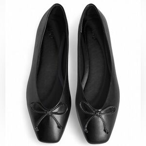 Classic Black Bow Ballet Flats - Women's Slip-On Flats